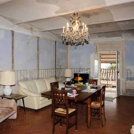 Apartment La Terrazza Sul Borgo